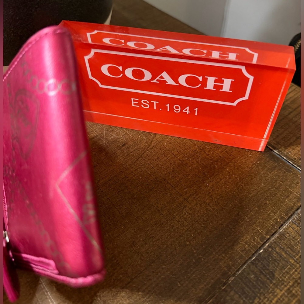Coach Metallic Heart Crossbody Bag & Wallet & Wristlet - Picture 12 of 16